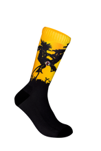 Load image into Gallery viewer, Moko Sundown Crew Length Socks with Pocket
